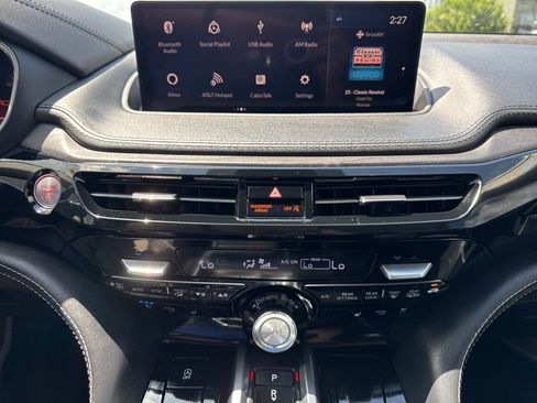 Used 2023 Acura MDX SH-AWD w/ Advance Package image 46