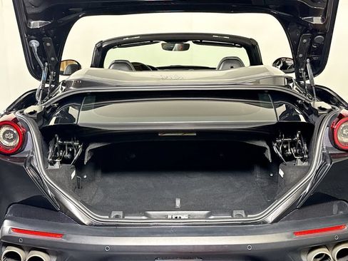 Certified 2019 Ferrari Portofino RWD image 26