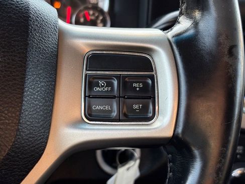 Used 2014 RAM 2500 Laramie image 33