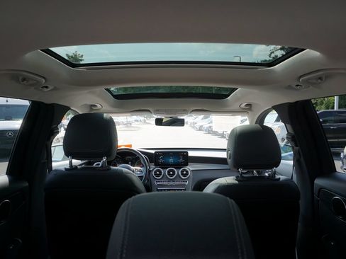 Certified 2021 Mercedes-Benz GLC 300 image 23
