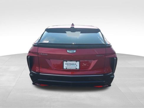 Used 2024 Cadillac Lyriq Tech w/ LPO, Floor Liner Package AWD/4WD image 4