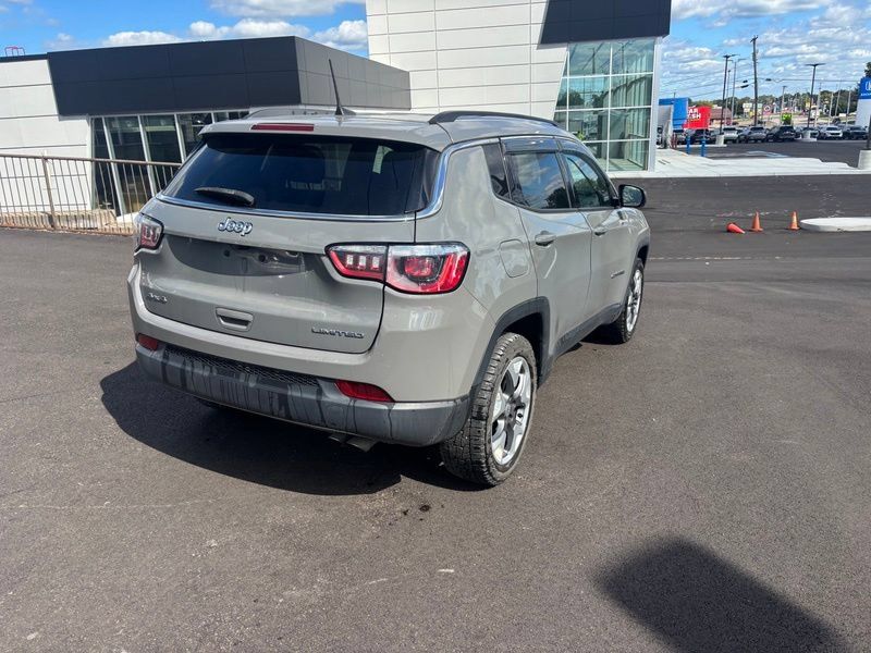 Used 2019 Jeep Compass Limited AWD/4WD image 8