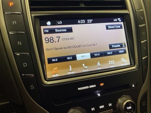 Used 2016 Lincoln MKX Reserve w/ Equipment Group 102A AWD/4WD image 7