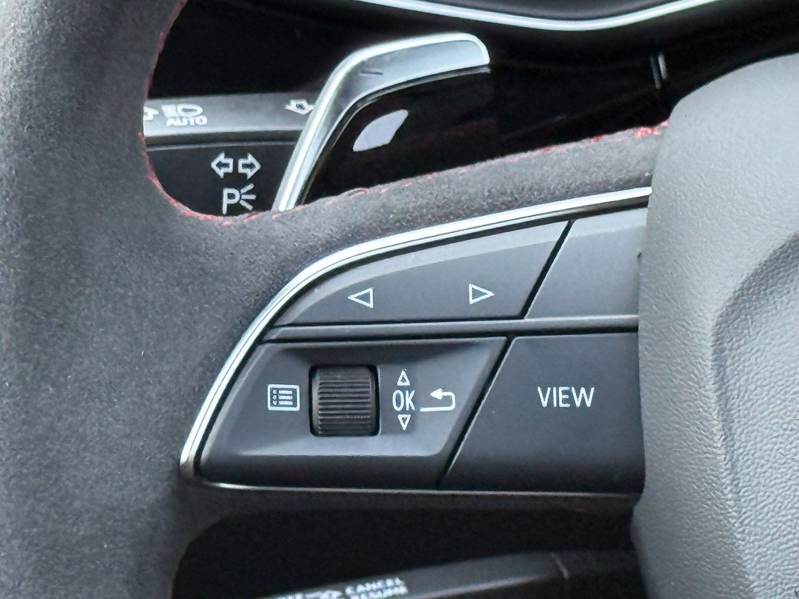 Used 2026 Audi RS Q8 performance AWD/4WD image 32