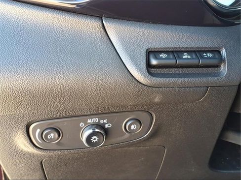 Used 2021 Buick Encore GX Essence w/ Advanced Technology Package image 15