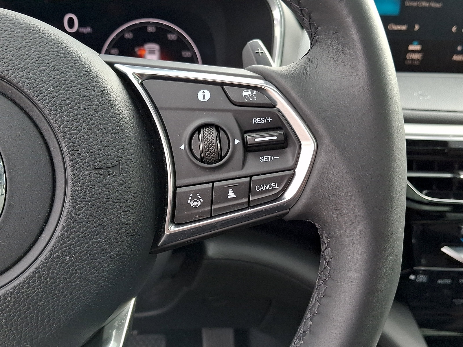 Certified 2024 Acura MDX SH-AWD image 22