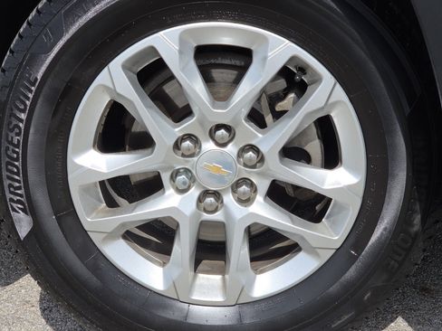 Used 2018 Chevrolet Traverse LS FWD image 8