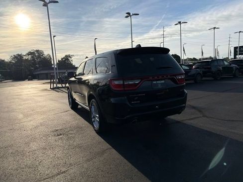 Used 2025 Dodge Durango GT AWD/4WD image 12
