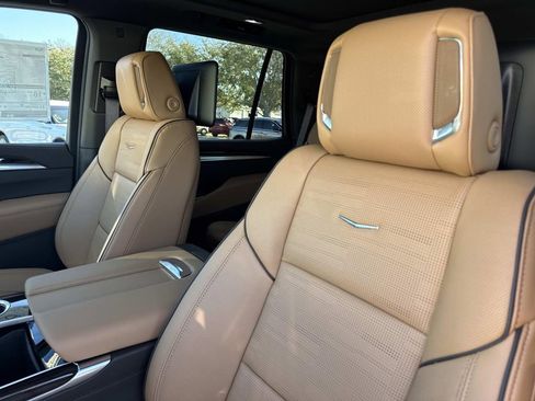 New 2026 Cadillac Escalade Luxury w/ Touring Package image 20