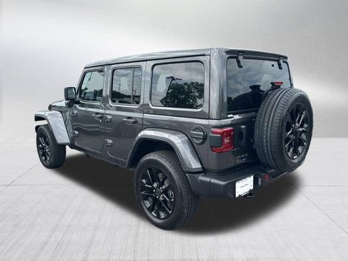 Certified 2025 Jeep Wrangler Unlimited Sahara w/ Safety Group AWD/4WD image 7