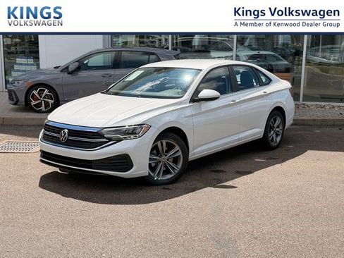Used 2023 Volkswagen Jetta SE FWD image 1
