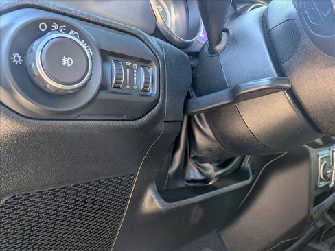 Used 2022 Jeep Wrangler Unlimited Sport image 15