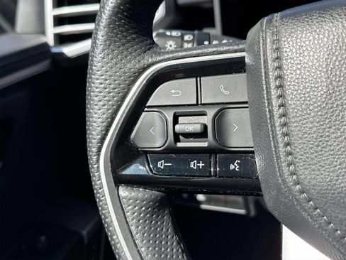 Used 2023 Toyota Tundra Platinum AWD/4WD image 16