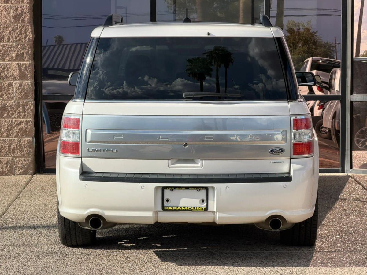 Used 2018 Ford Flex Limited w/ Equipment Group 303A AWD/4WD image 11