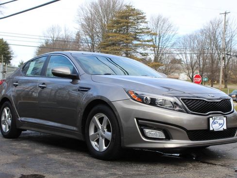 Used 2015 Kia Optima LX FWD image 1
