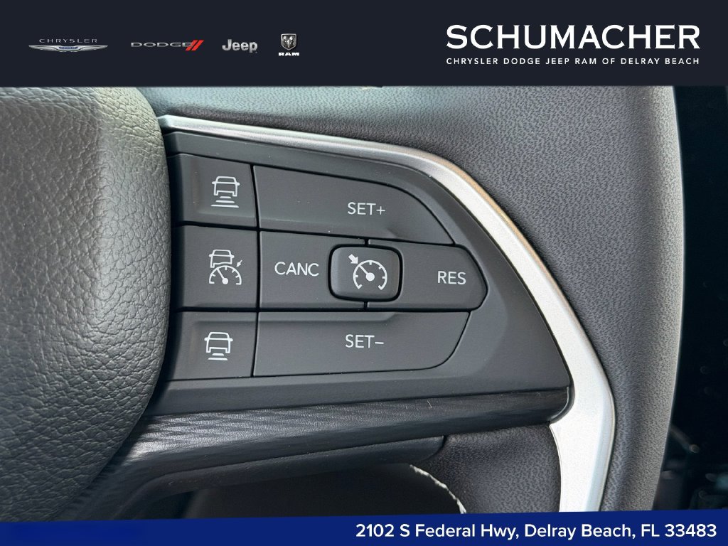 New 2026 Jeep Grand Cherokee 2WD image 15