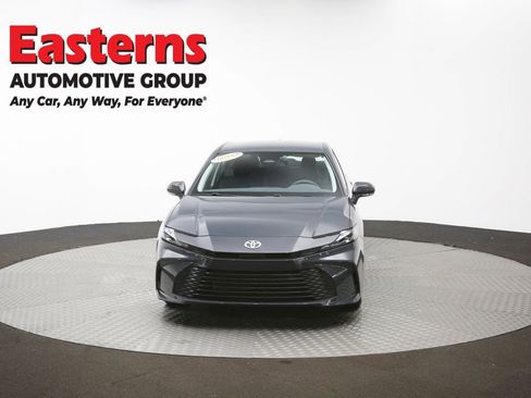 Used 2025 Toyota Camry LE FWD image 54