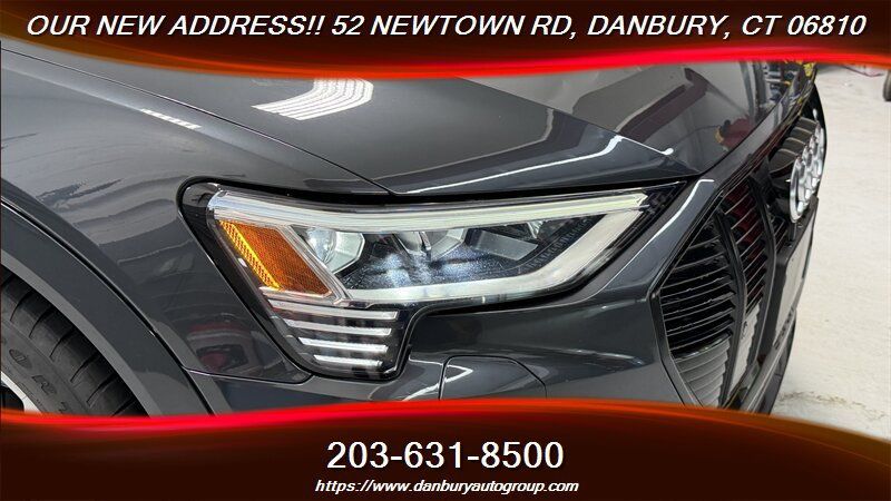 Used 2021 Audi e-tron Premium w/ Convenience Plus Package AWD/4WD image 11