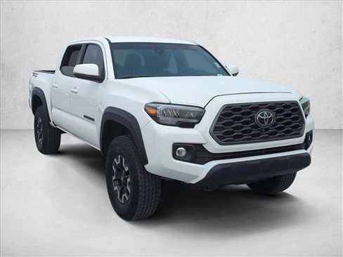 Certified 2023 Toyota Tacoma TRD Off-Road image 3