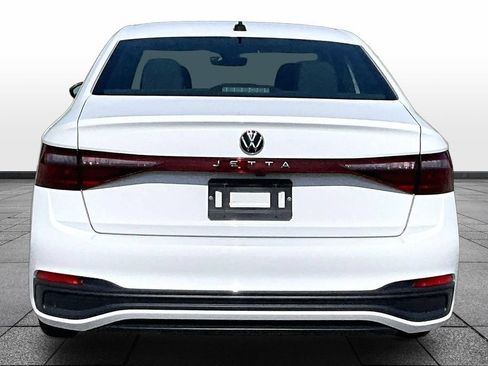 Used 2025 Volkswagen Jetta Sport FWD image 4