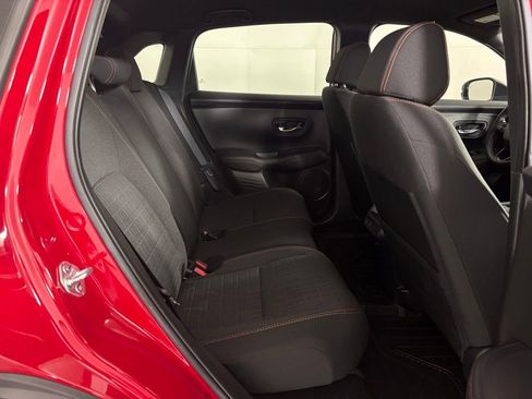 Used 2025 Honda HR-V Sport image 39