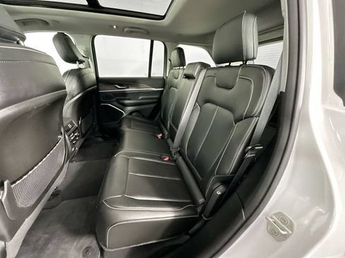 Used 2024 Jeep Grand Cherokee Limited 4xe AWD/4WD image 27
