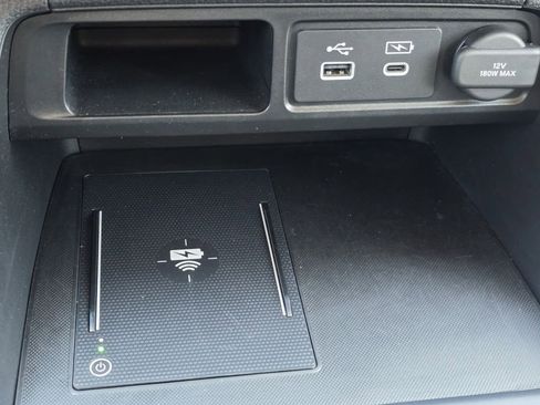 Certified 2025 Honda Pilot Elite image 11