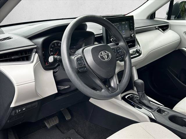 Used 2022 Toyota Corolla Cross L FWD image 9