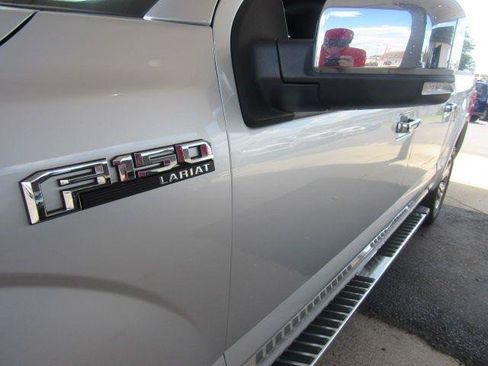 Used 2019 Ford F150 Lariat w/ Equipment Group 502A Luxury AWD/4WD image 6