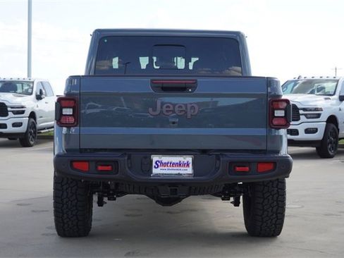 New 2025 Jeep Gladiator Rubicon image 7