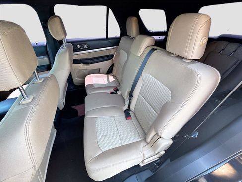 Used 2016 Ford Explorer 4WD image 11