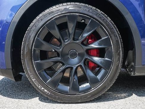 Used 2021 Tesla Model Y Long Range AWD/4WD image 13