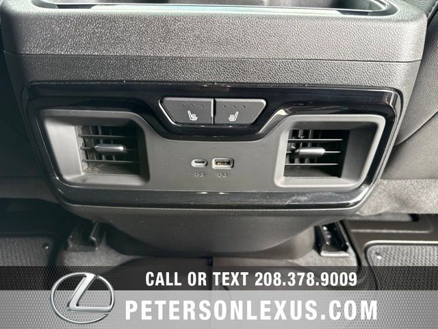 Used 2025 GMC Sierra 3500 AT4 w/ AT4 Premium Plus Package AWD/4WD image 20