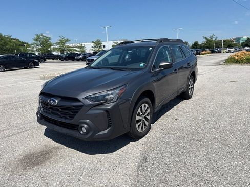 Certified 2024 Subaru Outback AWD/4WD image 3