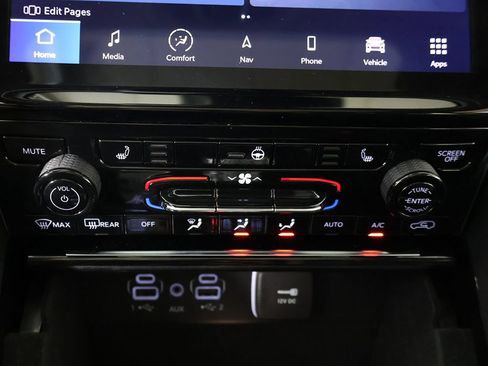 Used 2022 Jeep Grand Cherokee L Limited AWD/4WD image 59