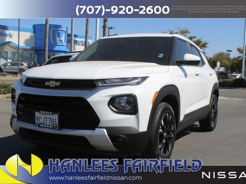 Used 2023 Chevrolet TrailBlazer LT w/ Convenience Package AWD/4WD image 3