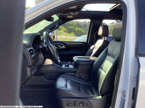 Used 2021 Chevrolet Tahoe Z71 AWD/4WD image 8