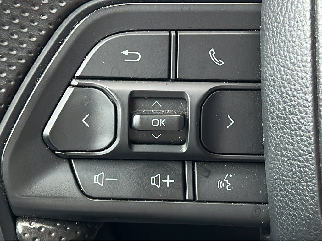 Used 2024 Toyota Tacoma SR5 RWD image 19