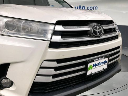 Used 2017 Toyota Highlander XLE w/ Protection Package #3 AWD/4WD image 34