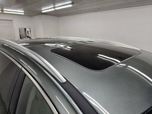 Used 2023 Buick Enclave Avenir w/ Avenir Technology Package AWD/4WD image 23