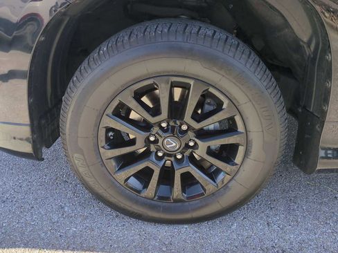 Used 2022 Lexus GX 460 image 34