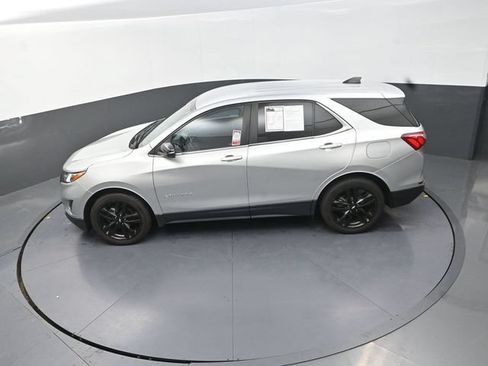 Used 2021 Chevrolet Equinox LT FWD image 15