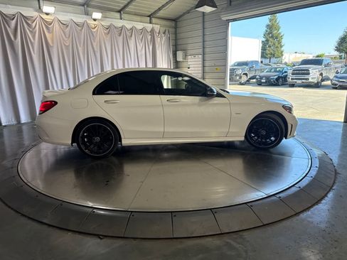 Used 2021 Mercedes-Benz C 300 Sedan image 4