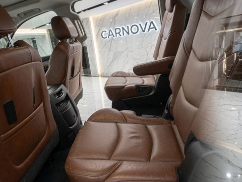 Used 2015 Cadillac Escalade ESV Premium AWD/4WD image 9