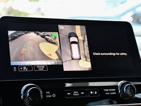 Certified 2024 INFINITI QX80 Sensory w/ Cargo Package AWD/4WD image 4