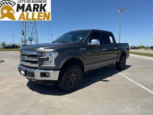 Used 2016 Ford F150 Lariat w/ Equipment Group 502A Luxury AWD/4WD image 2