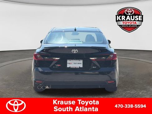 New 2026 Toyota Camry Hybrid FWD image 6