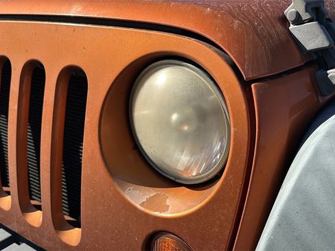 Used 2011 Jeep Wrangler Unlimited Sport image 10