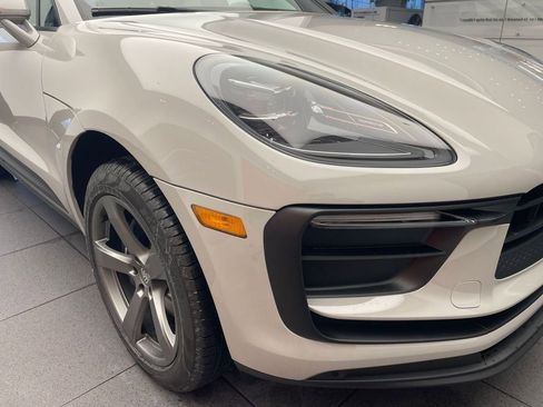 New 2026 Porsche Macan image 27