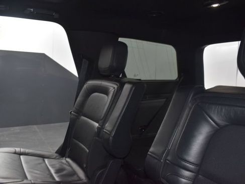 Used 2023 Lincoln Navigator Reserve AWD/4WD image 23